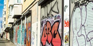 Ile firany na przelotki?