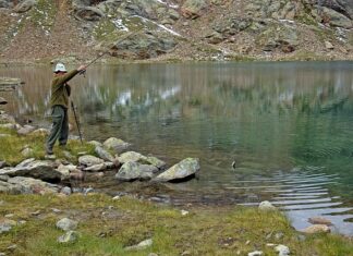 Czym skleić wędkę węglowa?