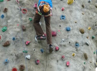 Jak założyć chwyty piankowe na kierownicę?