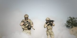 Gdzie policjant powinien strzelać?