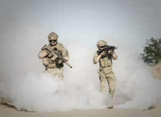 Gdzie policjant powinien strzelać?